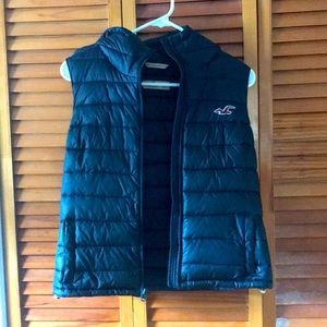 Hollister vest